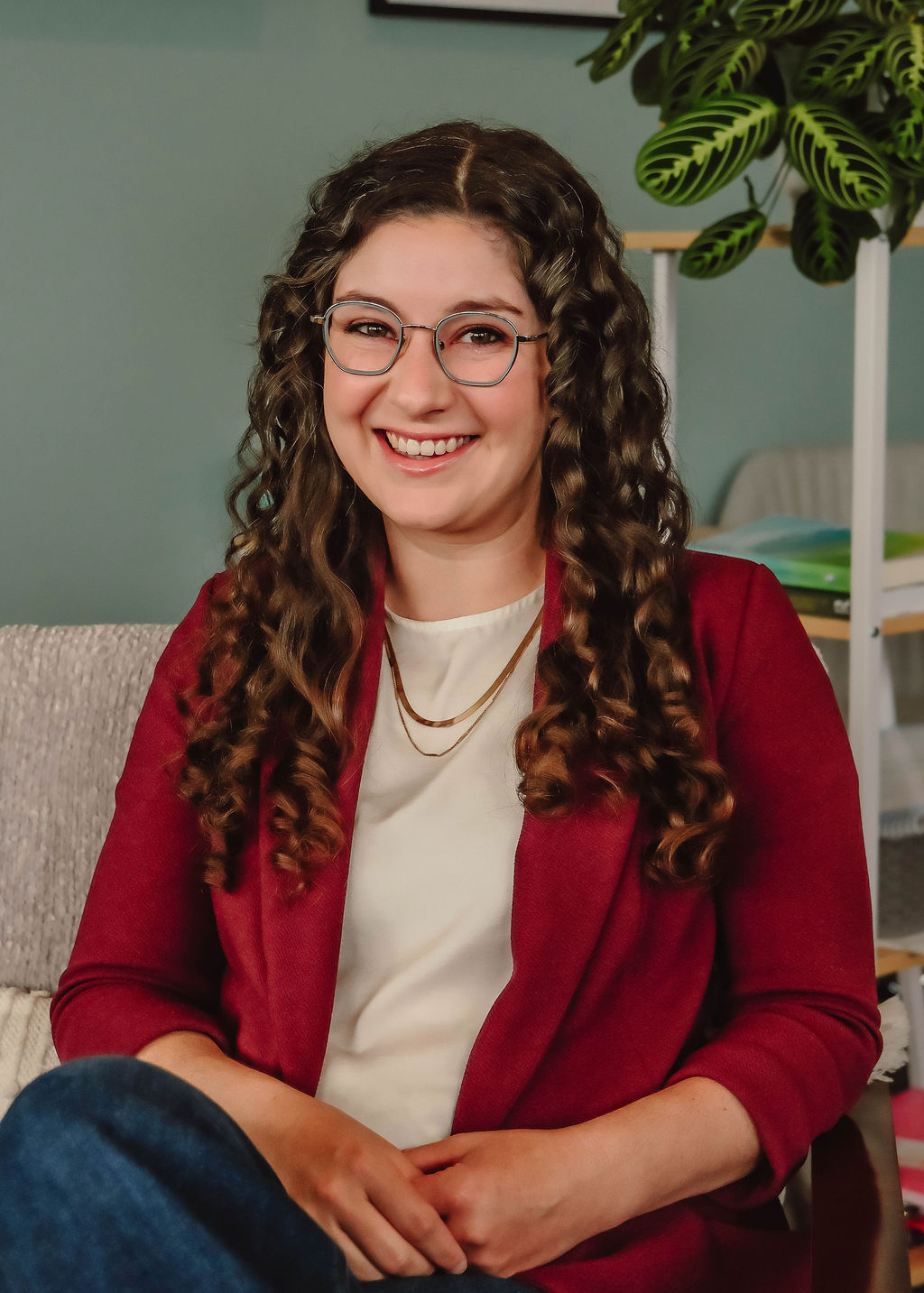 Hollie McCrea Olson, marriage and therapist in training