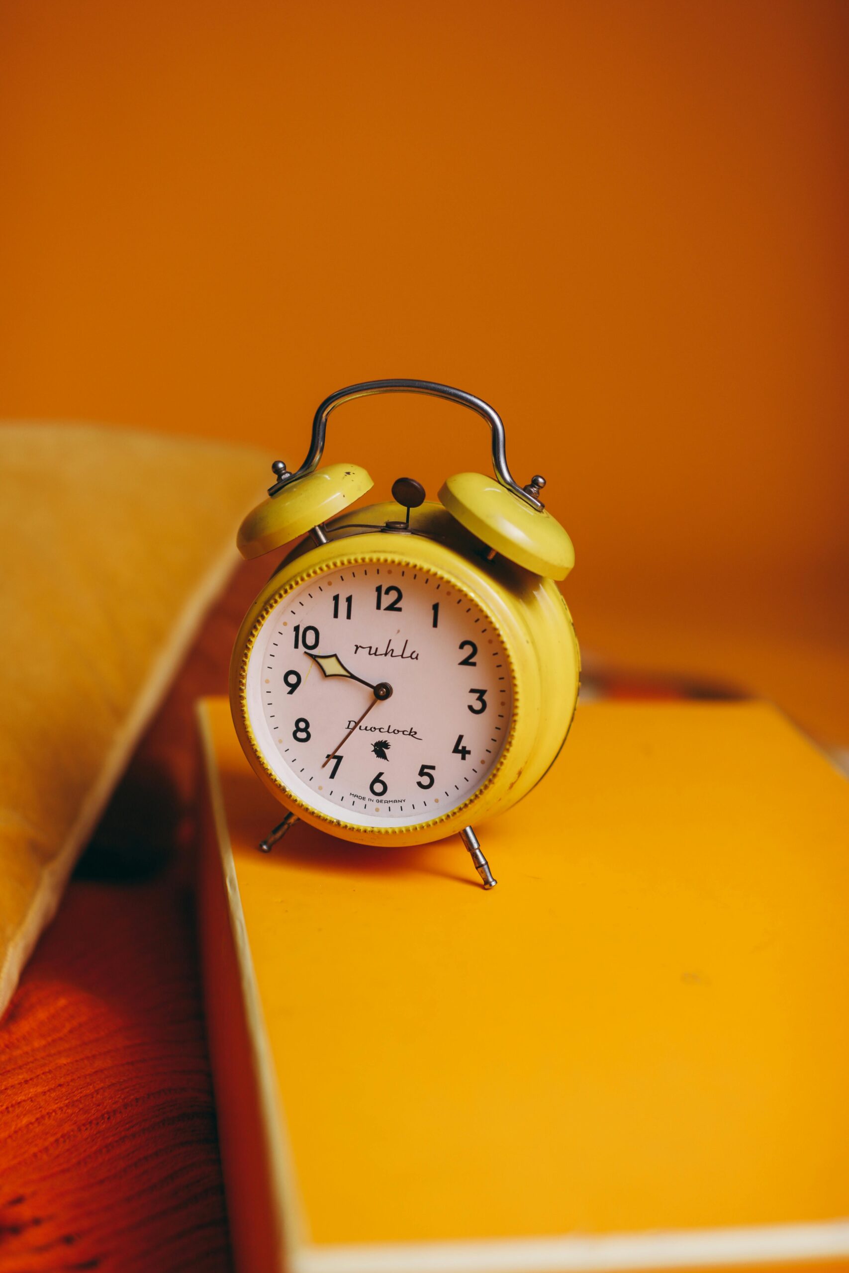 Daylight savings time mental health tips for adults and teens adjusting to the time change in Madison WI